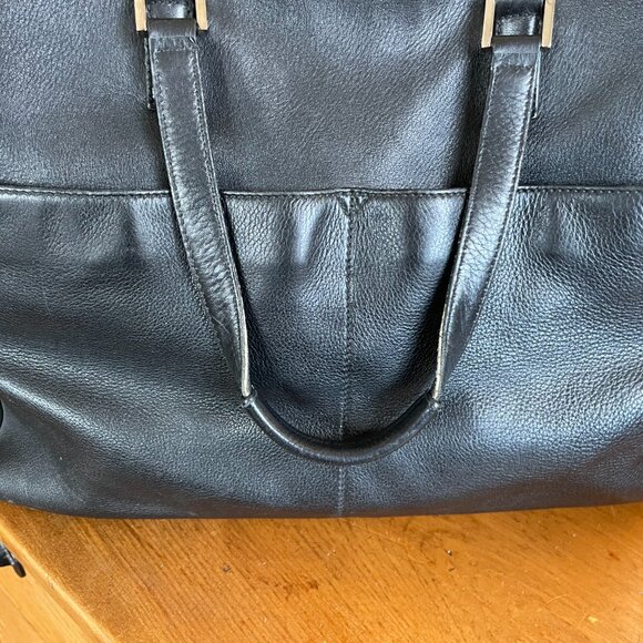 Vintage Authentic Gucci Calfskin Tote - Picture 7 of 7